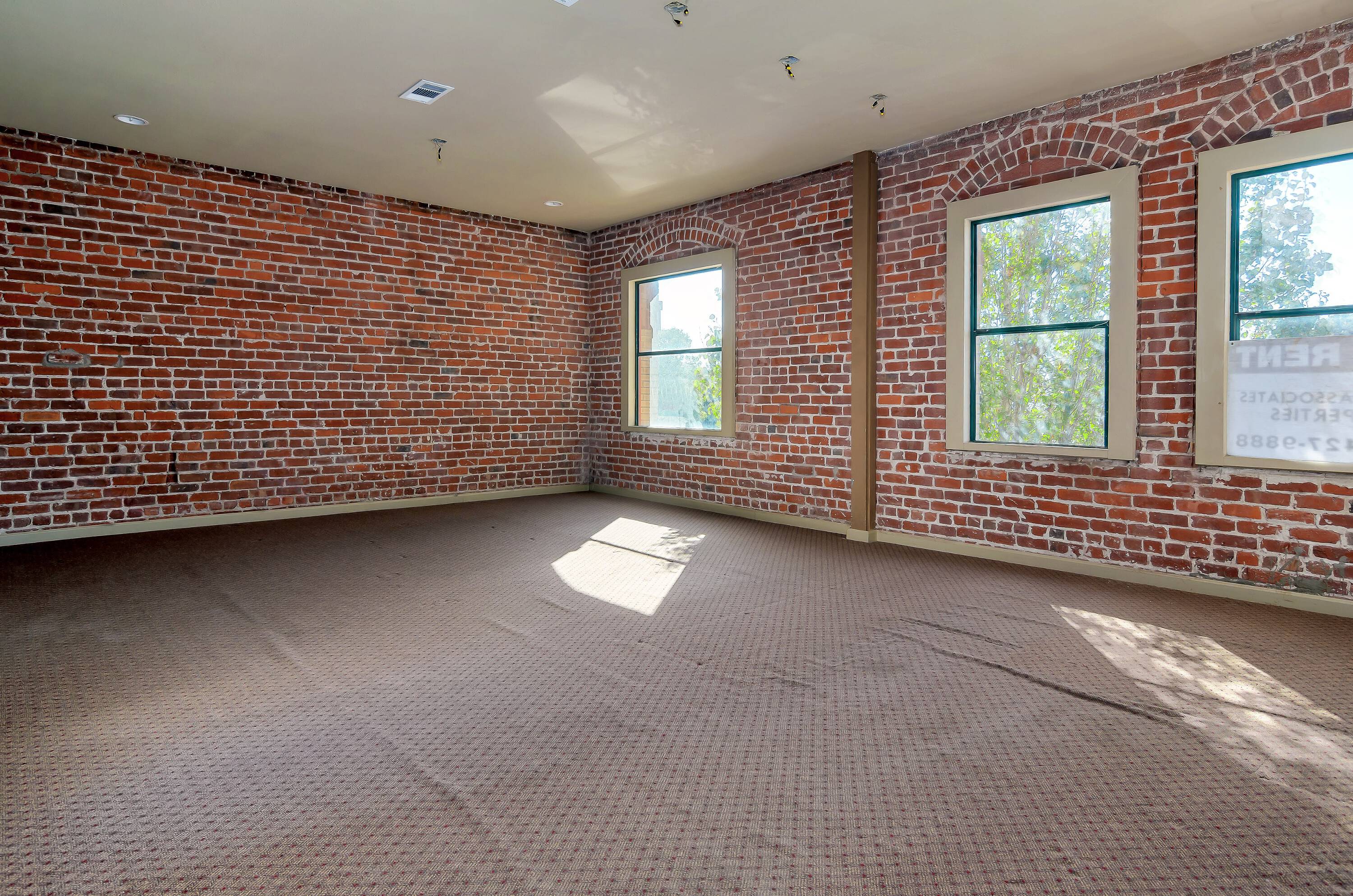 Retail Property for Sale in Pittsburg California 94565